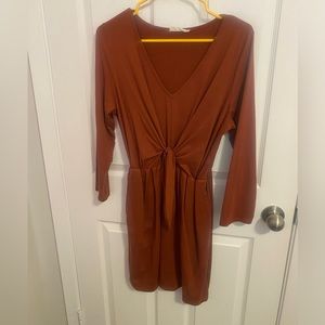 Entro tie front dress